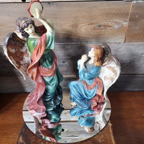 Grandeur Noel Collectible Porcelain Angel Set - Picture 3 of 12